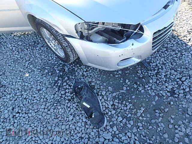 2005 CHRYSLER SEBRING - VIN: 1C3AL56R75N570154 - Фото 9