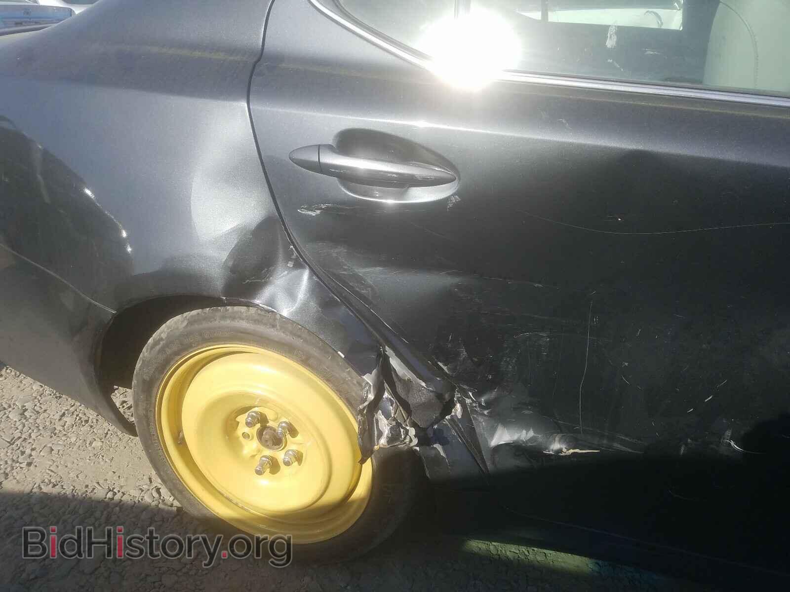 2007 LEXUS IS - VIN: JTHBK262X75030500 - Photo 9