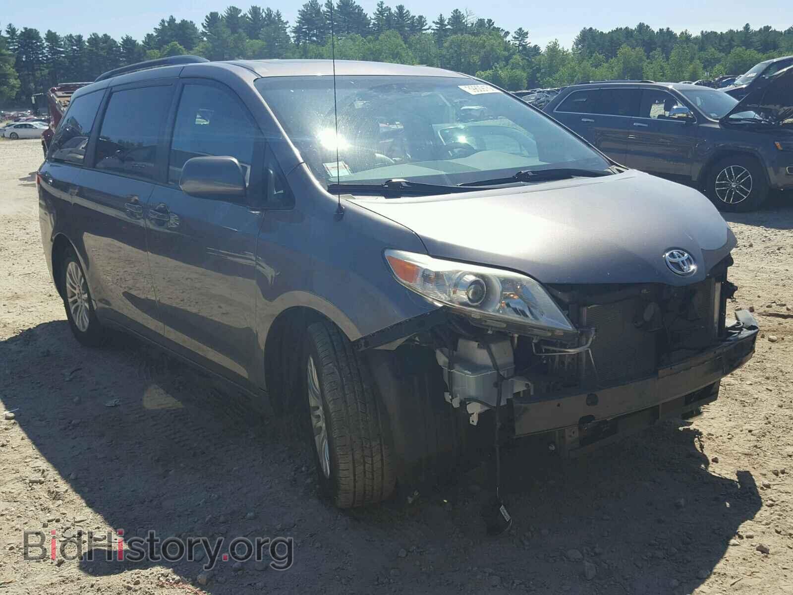 Photo 5TDYK3DC8DS295709 - TOYOTA SIENNA XLE 2013