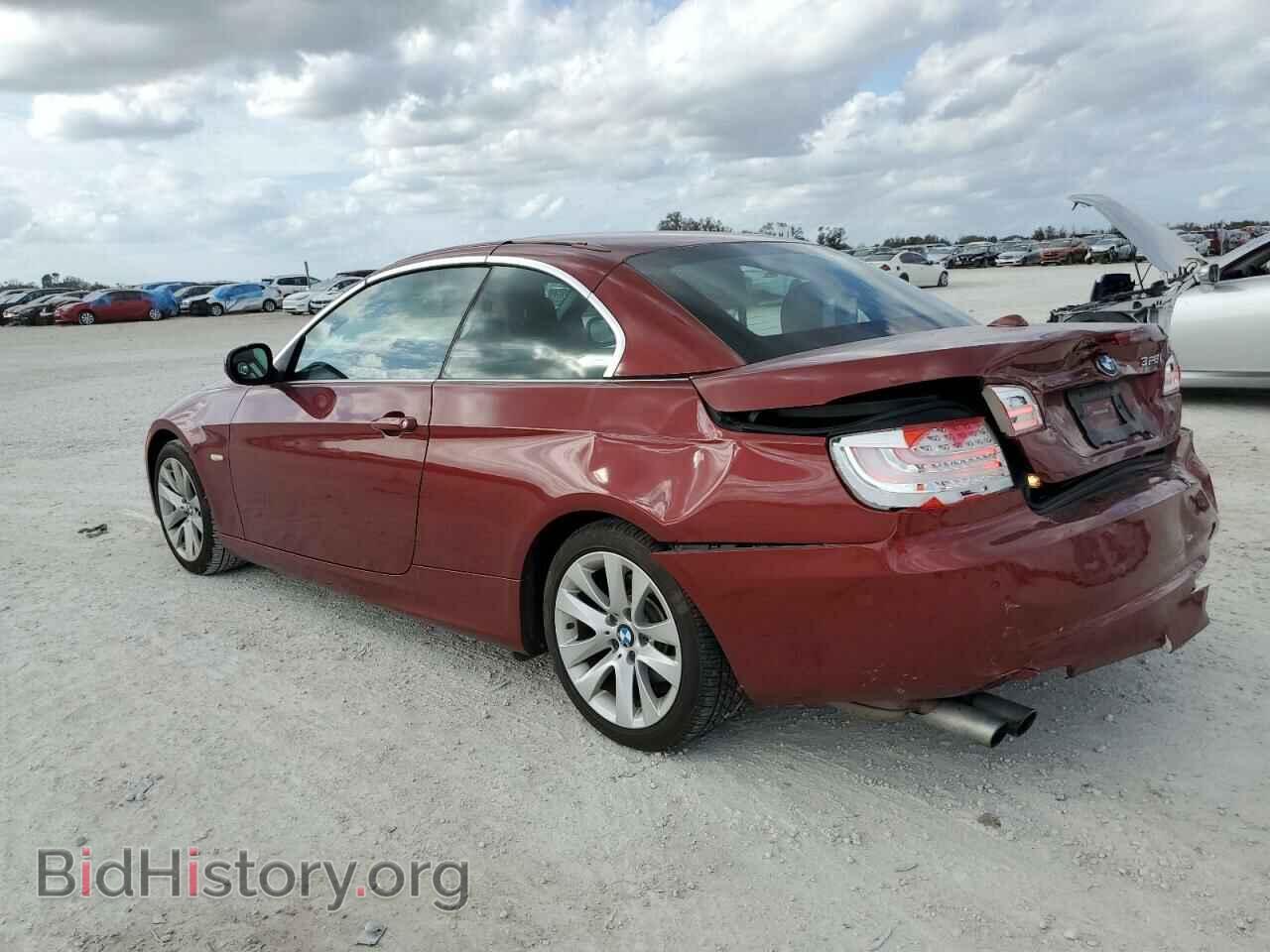 2011 BMW 3 SERIES - VIN: WBADW3C55BE539516 - Фото 2