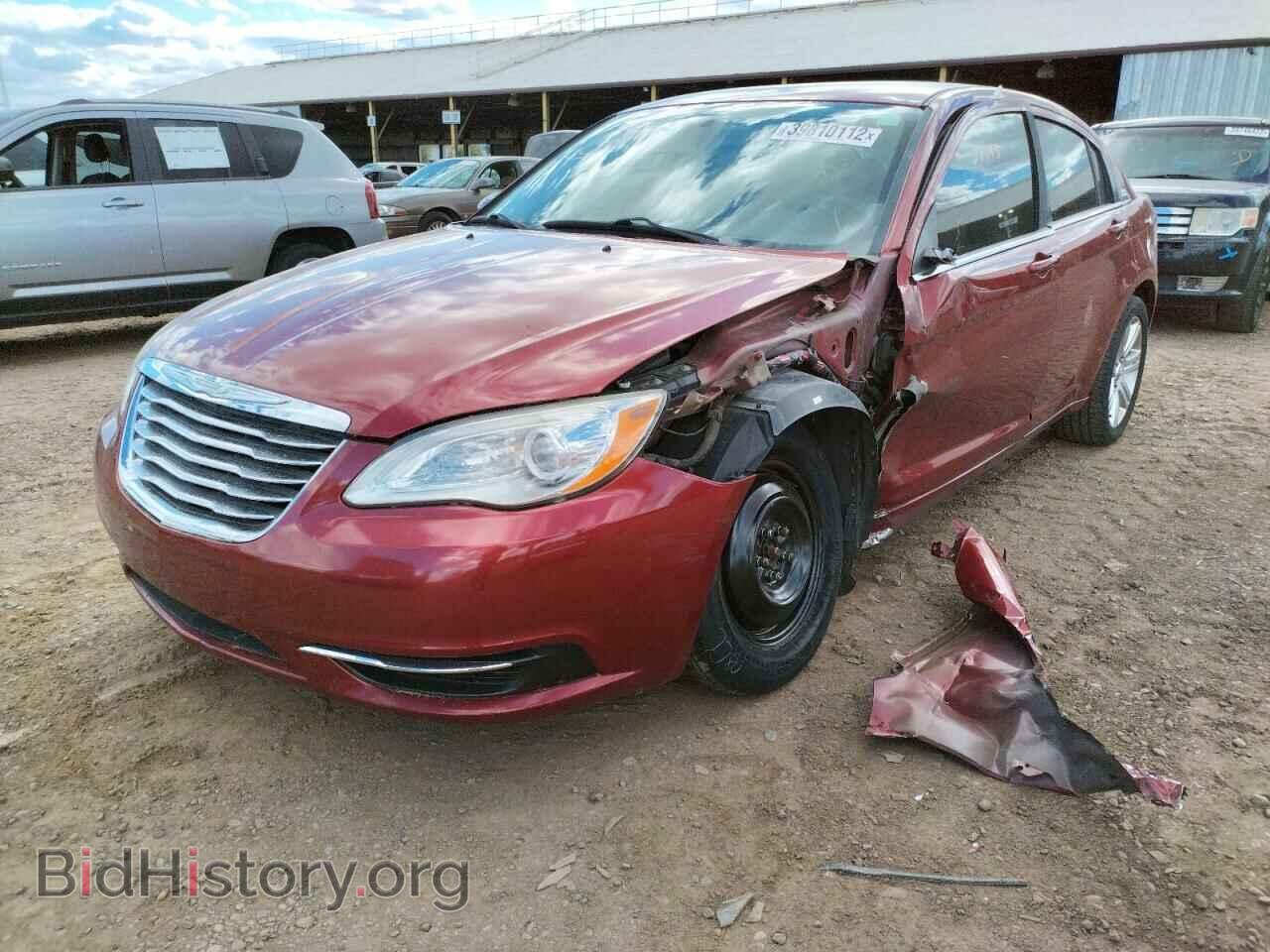 2013 CHRYSLER 200 - VIN: 1C3CCBBB2DN505470 - Фото 2