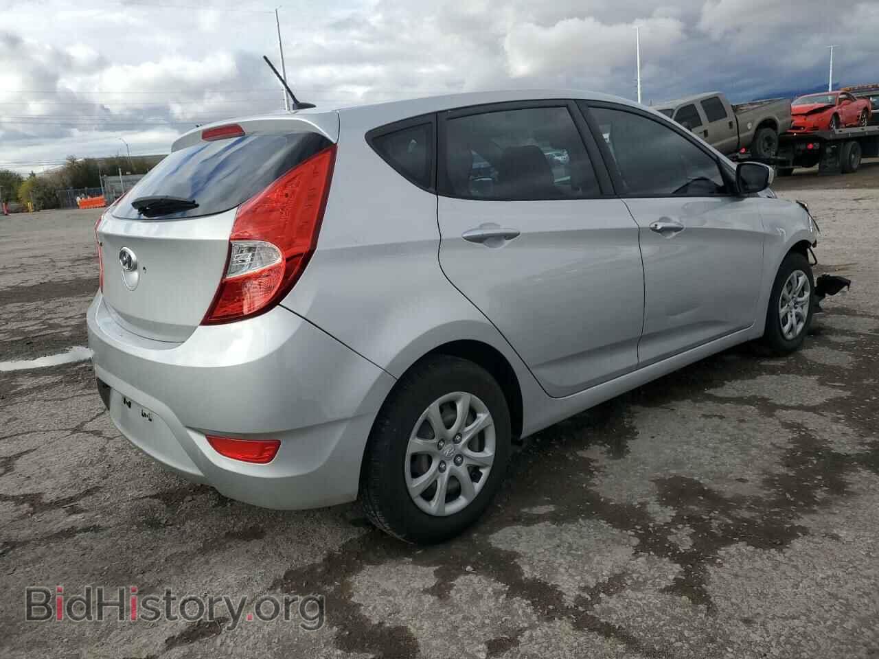 2013 HYUNDAI ACCENT - VIN: KMHCT5AE6DU122027 - Фото 3