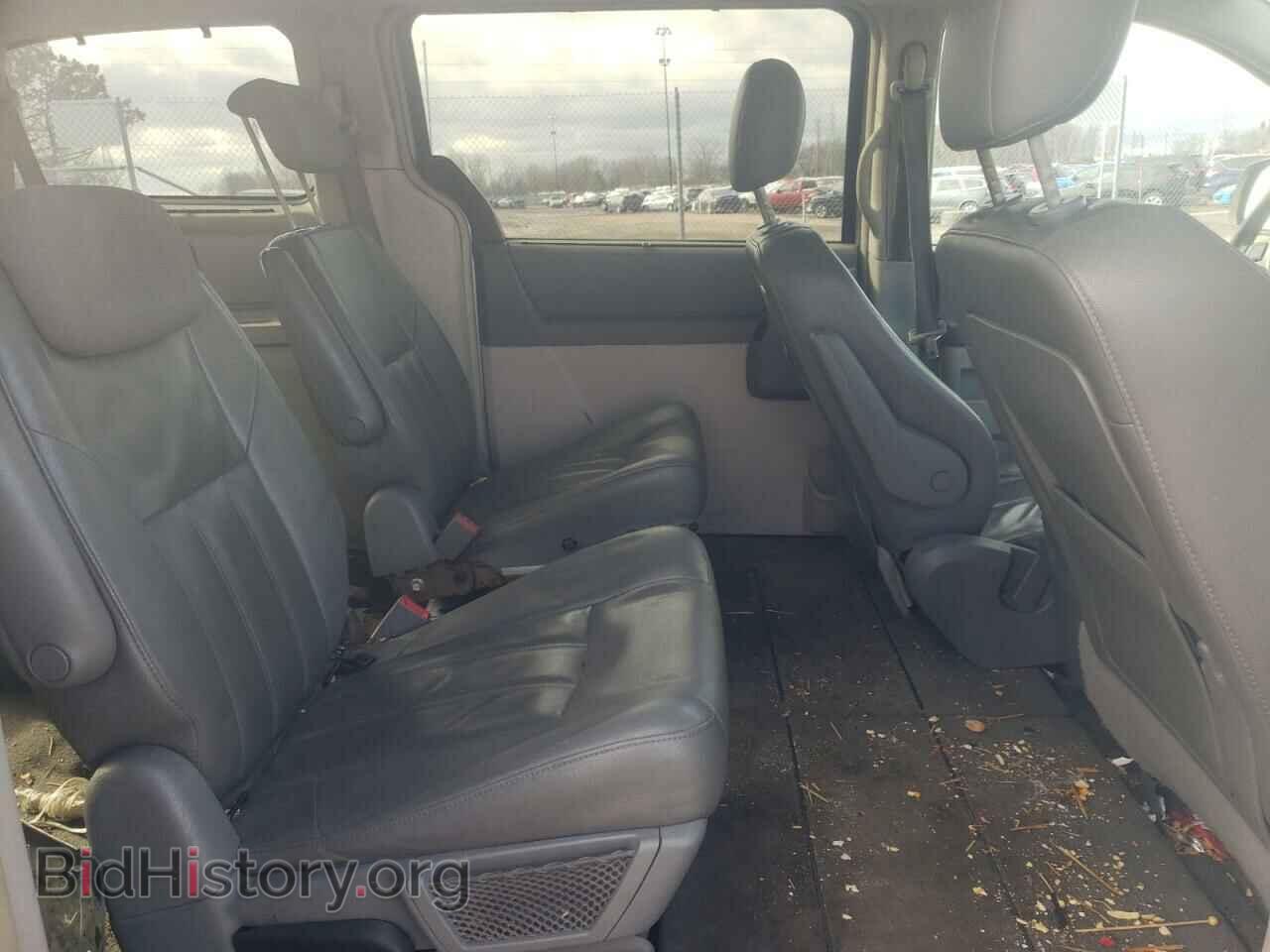2008 CHRYSLER MINIVAN - VIN: 2A8HR54P28R824041 - Фото 6