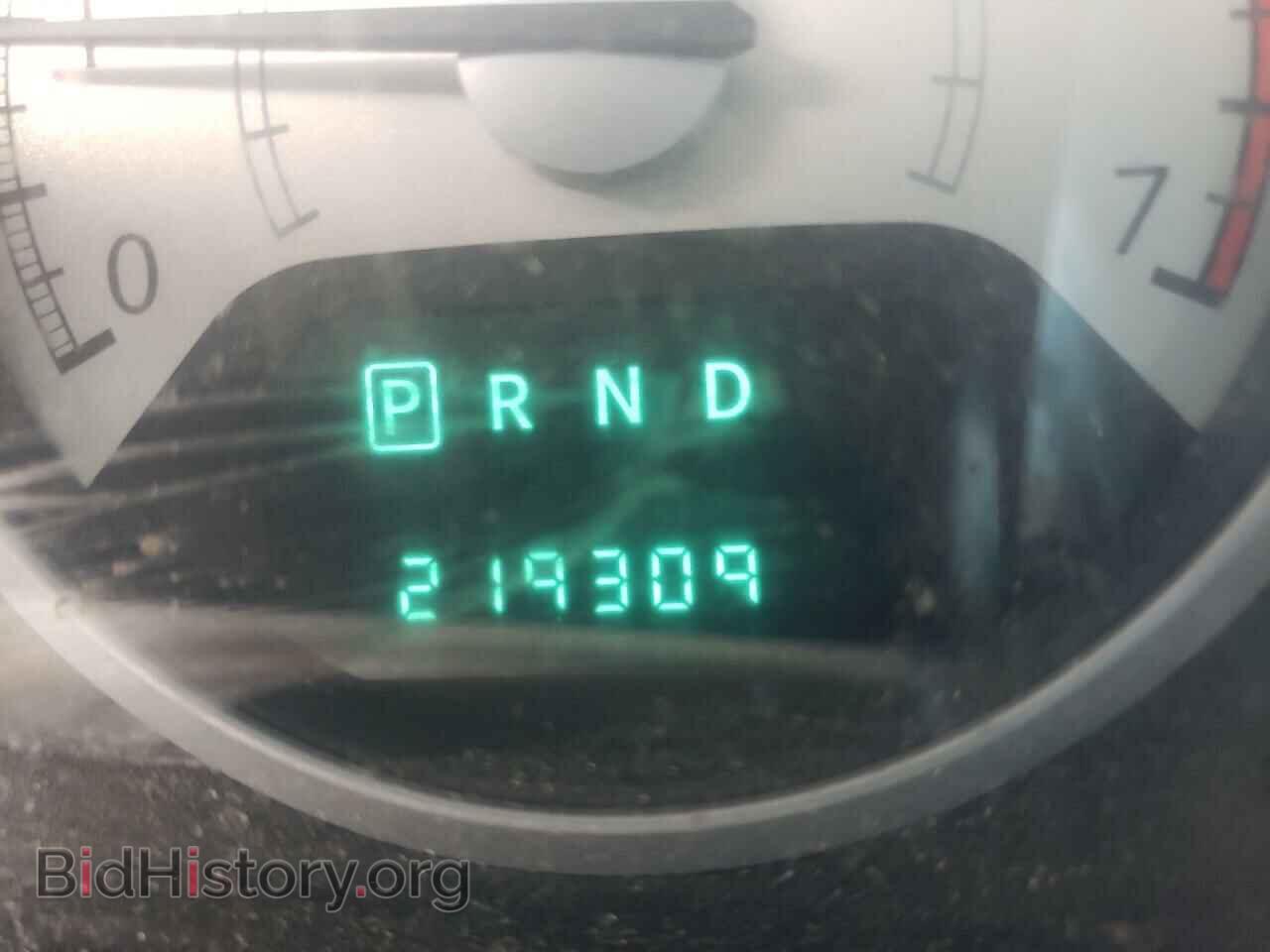 2008 CHRYSLER MINIVAN - VIN: 2A8HR54P28R824041 - Фото 8