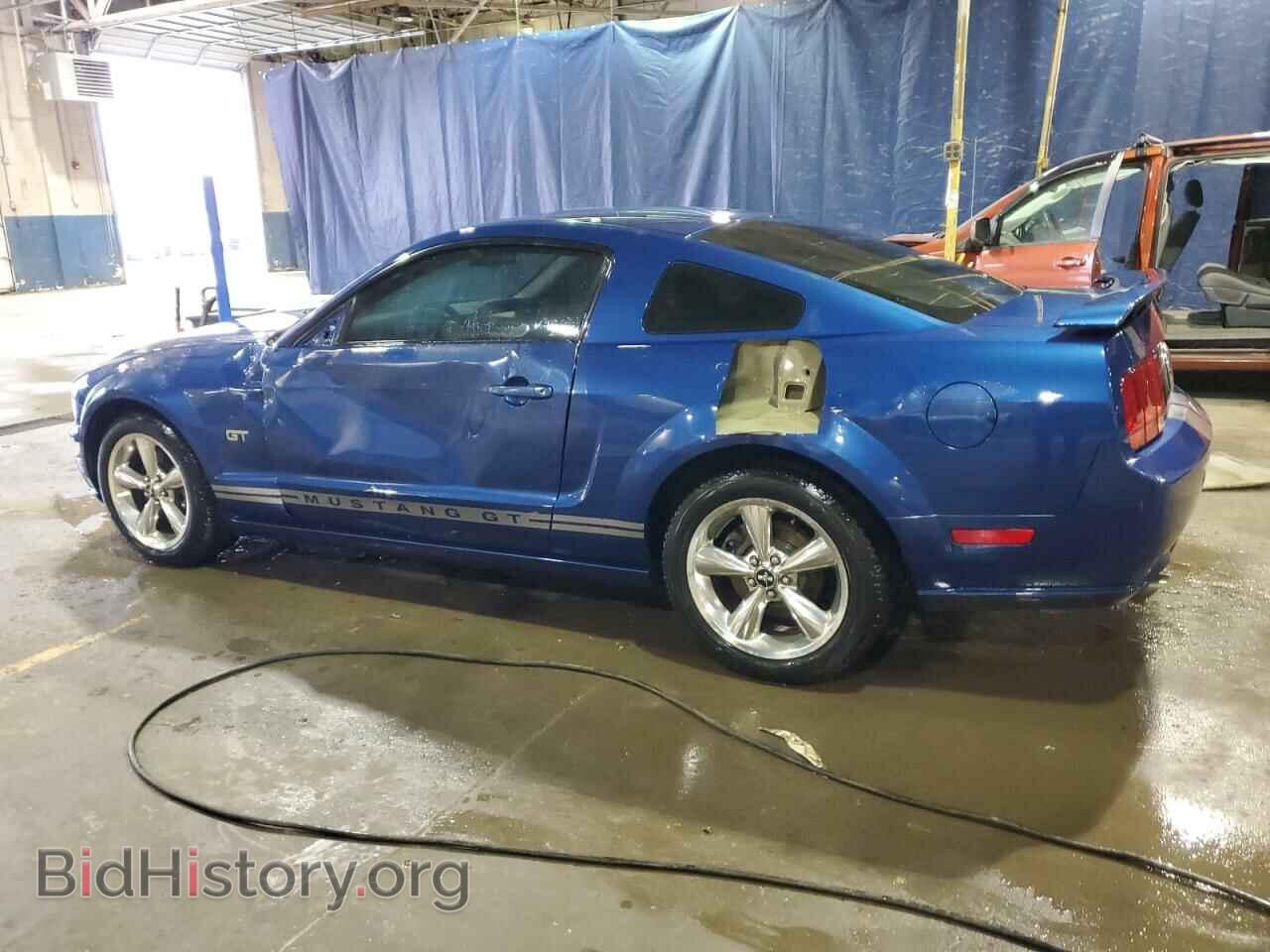 2007 FORD MUSTANG - VIN: 1ZVHT82H175209768 - Фото 2