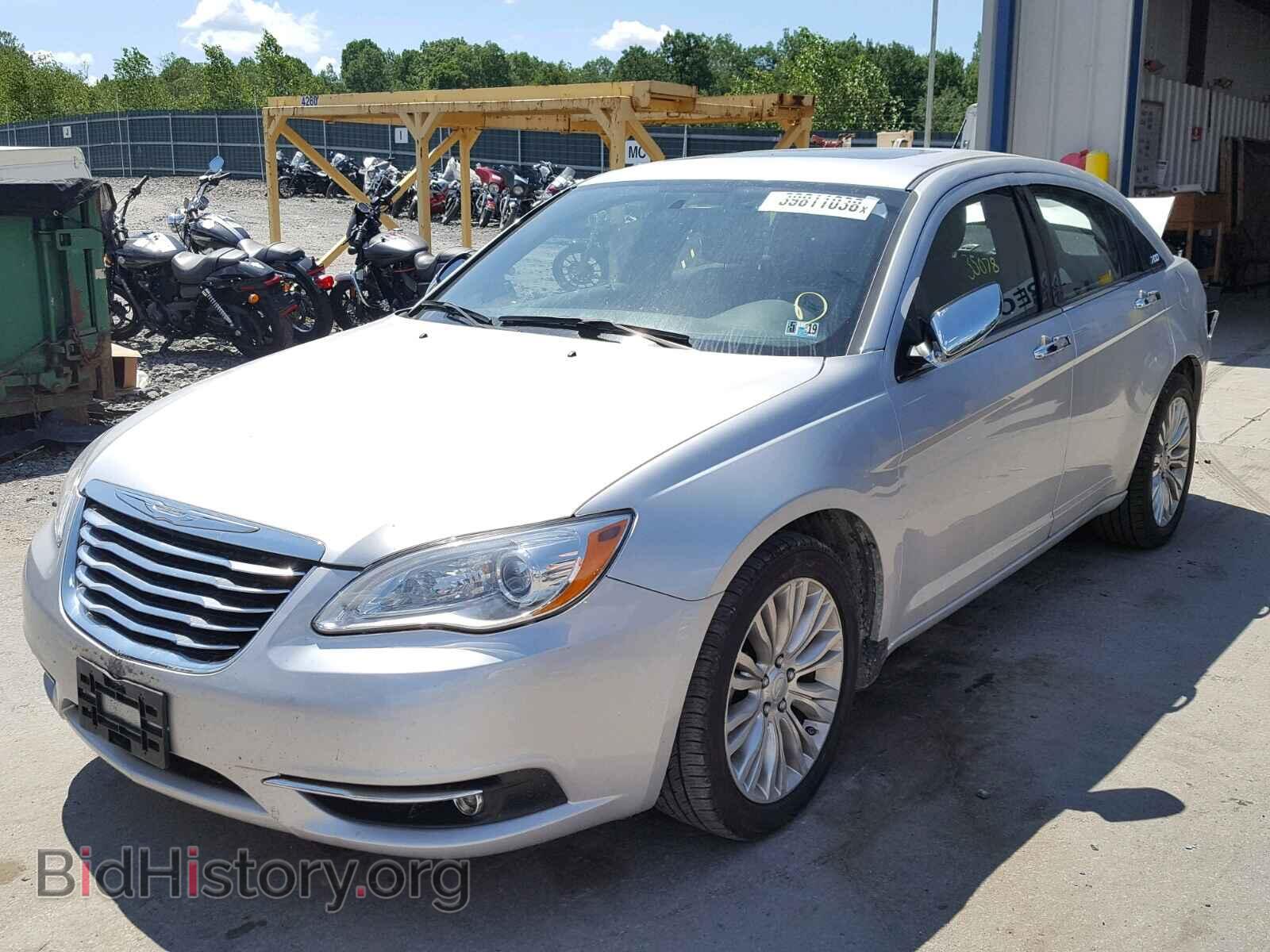 2012 CHRYSLER 200 - VIN: 1C3CCBCG2CN263823 - Photo 2