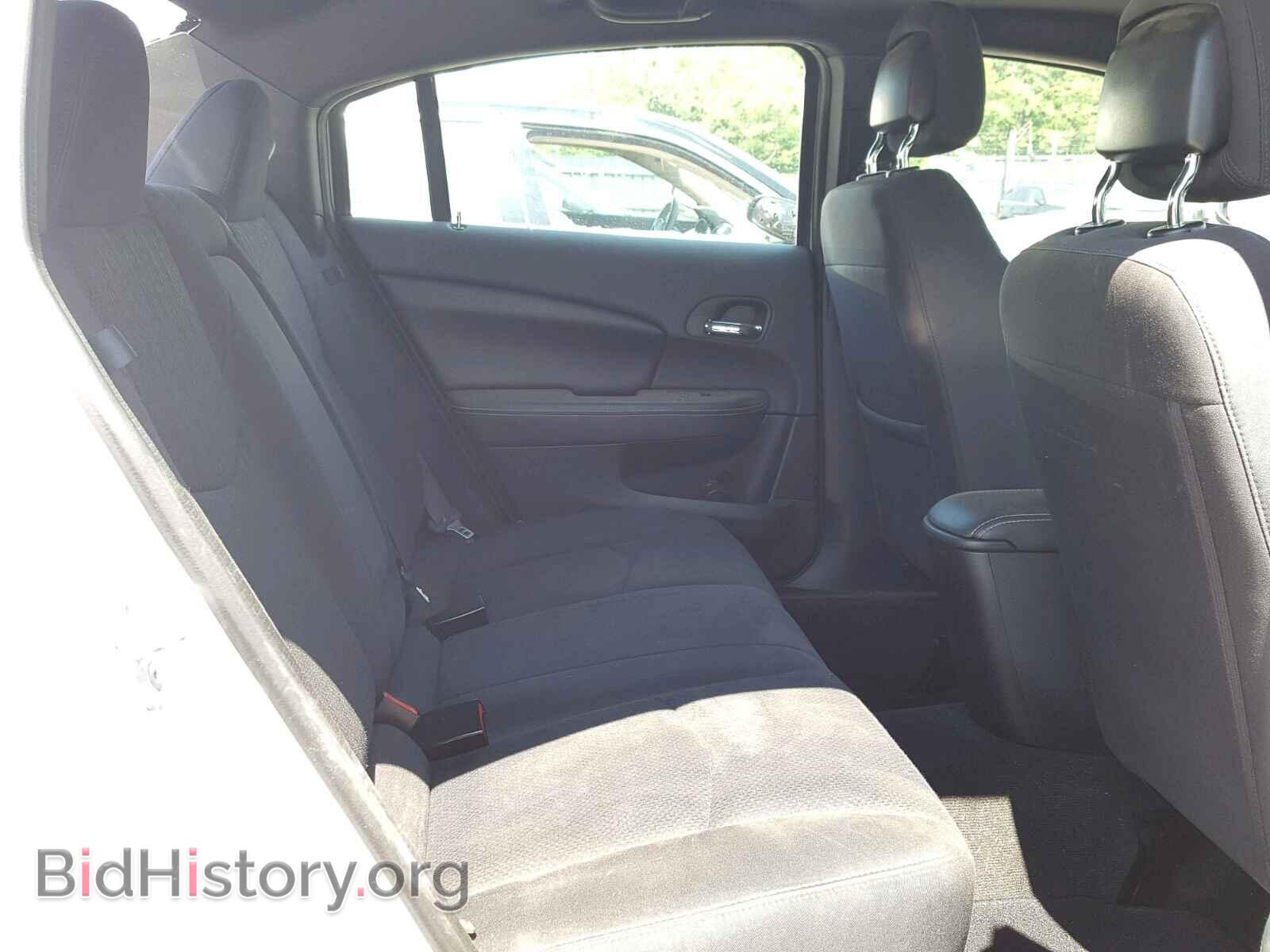 2012 CHRYSLER 200 - VIN: 1C3CCBCG2CN263823 - Photo 6