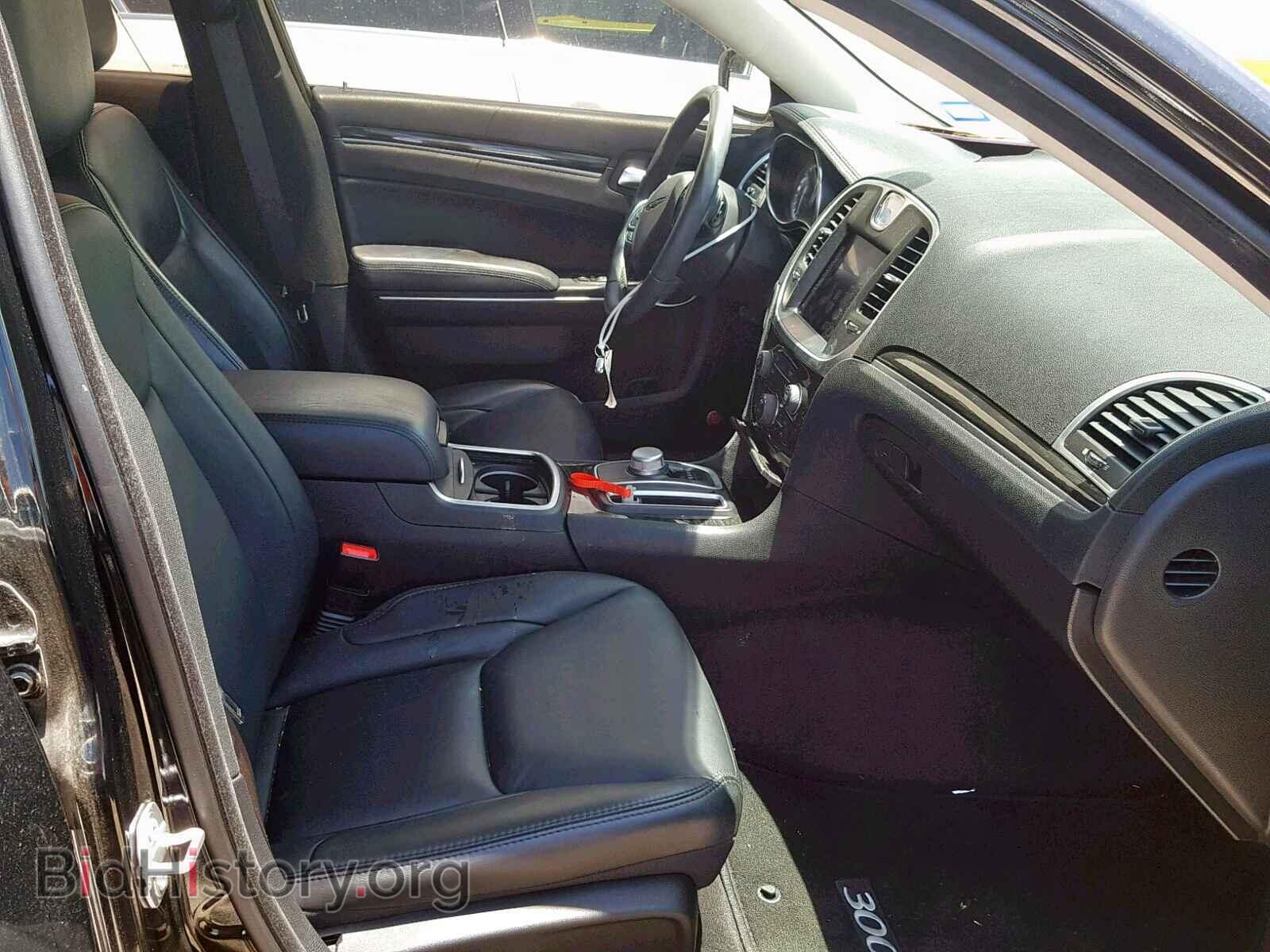 2017 CHRYSLER 300 - VIN: 2C3CCAAG8HH593625 - Фото 5