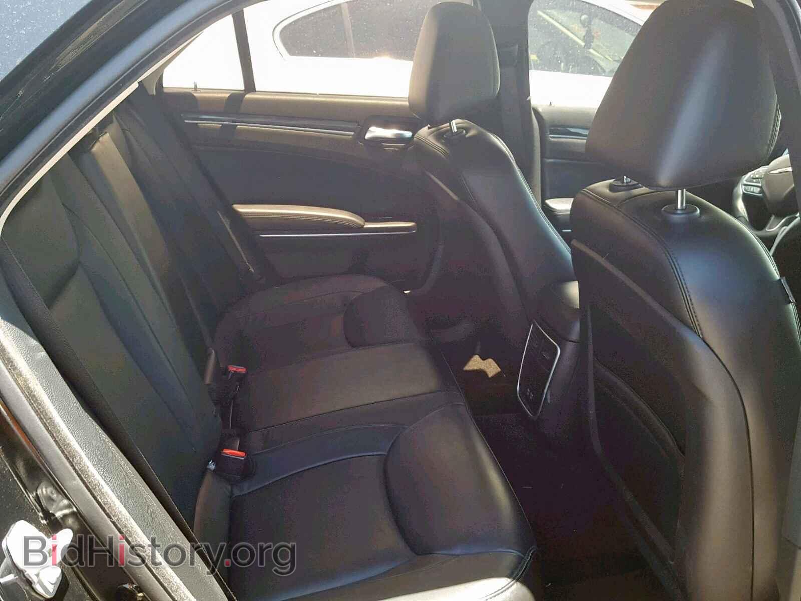 2017 CHRYSLER 300 - VIN: 2C3CCAAG8HH593625 - Фото 6