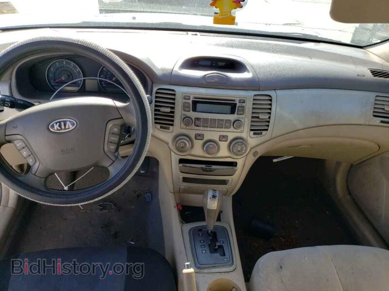 2008 Kia OPTIMA (VIN KNAGE123585252500) — photo 8 of 12