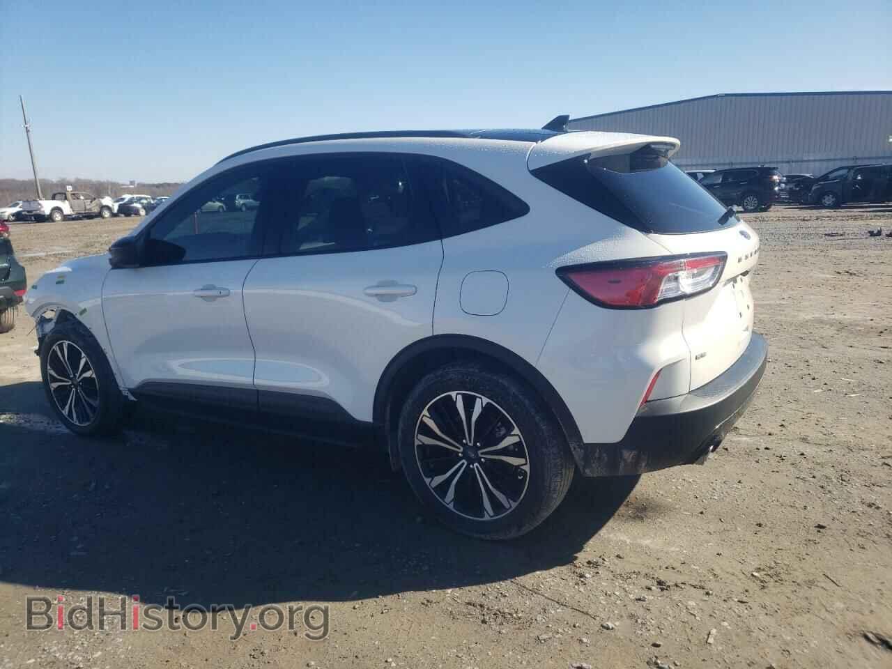 2021 FORD ESCAPE - VIN: 1FMCU0G68MUB09618 - Фото 2