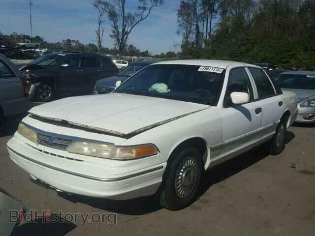 1997 FORD CROWN VIC - VIN: 2FALP71W2VX224860 - Фото 2