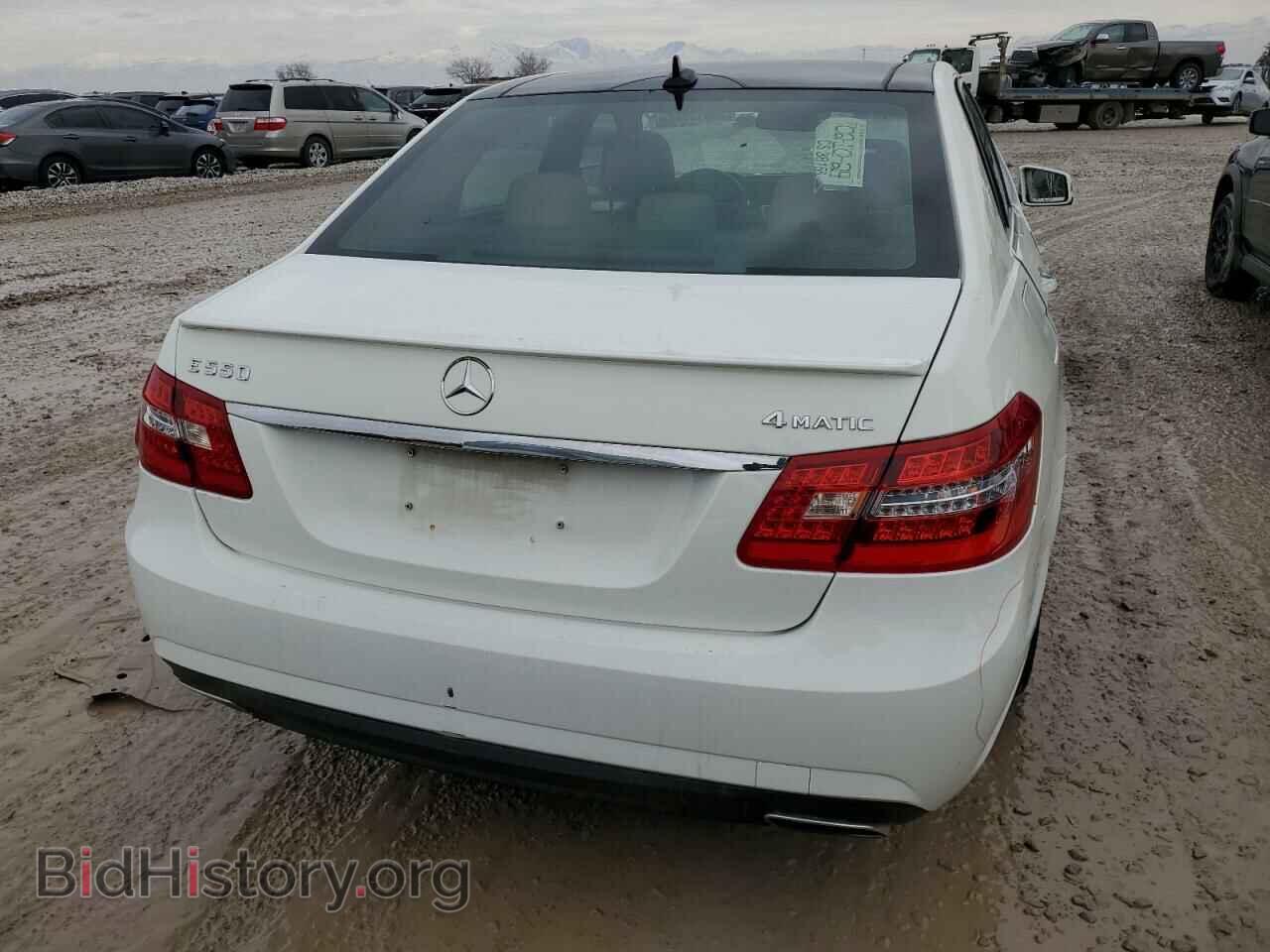 2011 MERCEDES-BENZ E-CLASS - VIN: WDDHF9AB6BA477461 - Фото 6