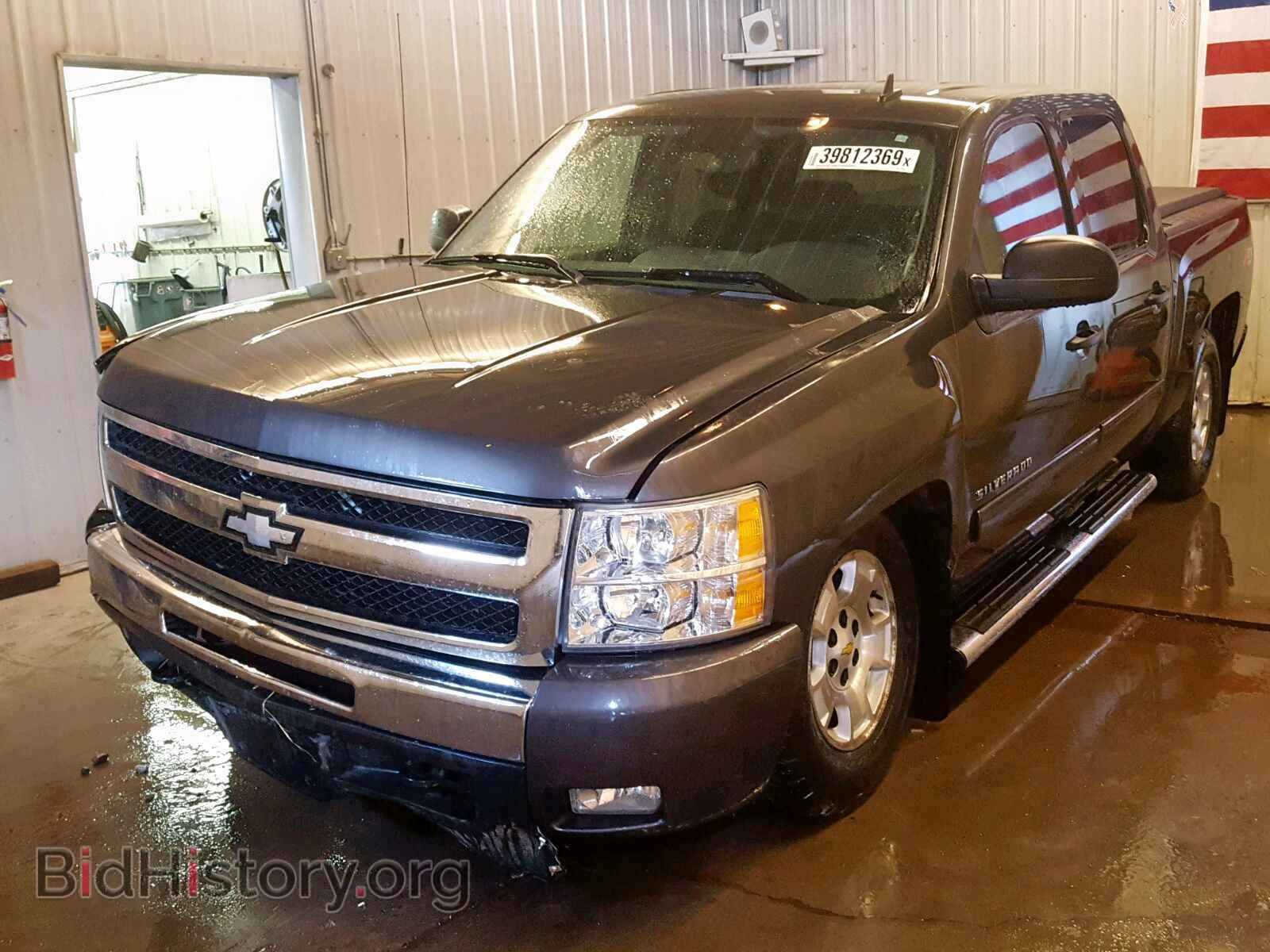 2011 CHEVROLET SILVERADO - VIN: 3GCPKSE34BG206234 - Фото 2