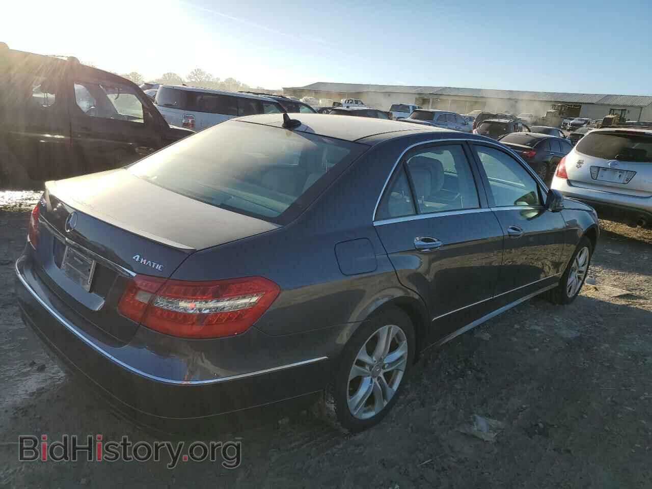 2011 MERCEDES-BENZ E-CLASS - VIN: WDDHF9AB6BA346966 - Фото 3