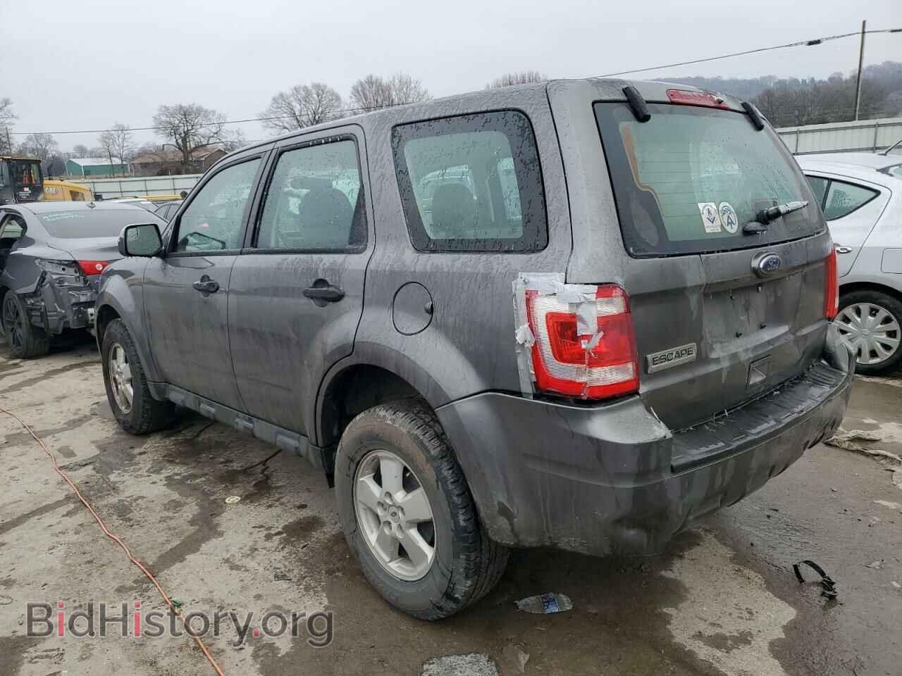 2011 FORD ESCAPE - VIN: 1FMCU0C78BKB56591 - Фото 2