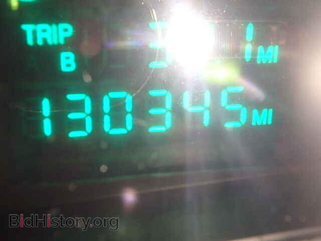 2004 CADILLAC DEVILLE - VIN: 1G6KD54Y64U177079 - Photo 8