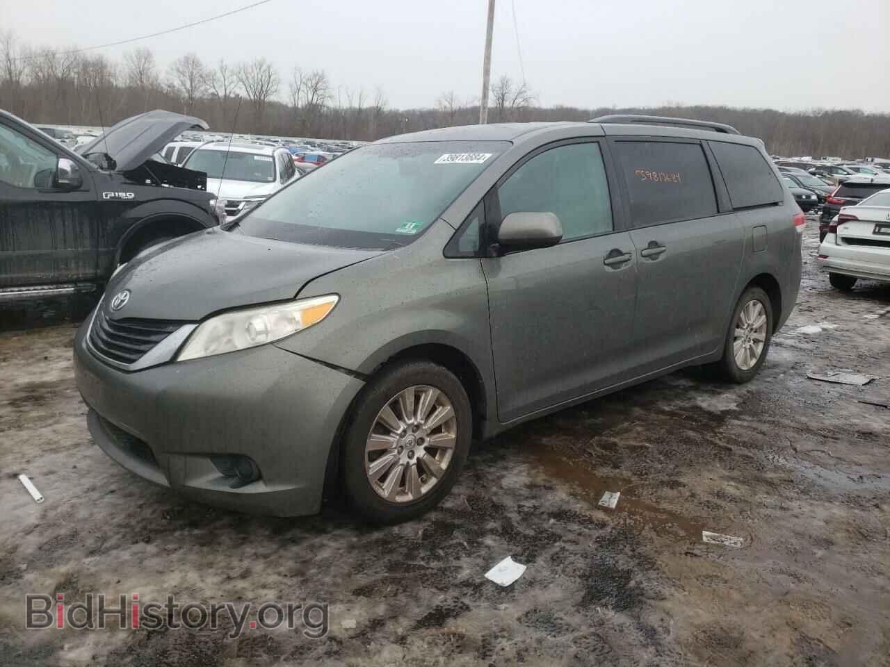 Photo 5TDJK3DC8CS032992 - TOYOTA All Models 2012