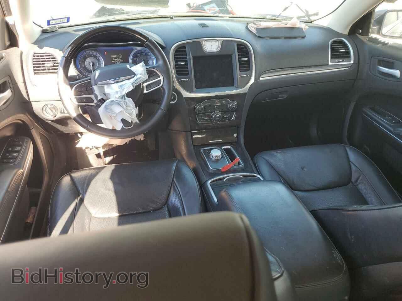 2017 CHRYSLER 300 - VIN: 2C3CCAEGXHH610063 - Фото 8