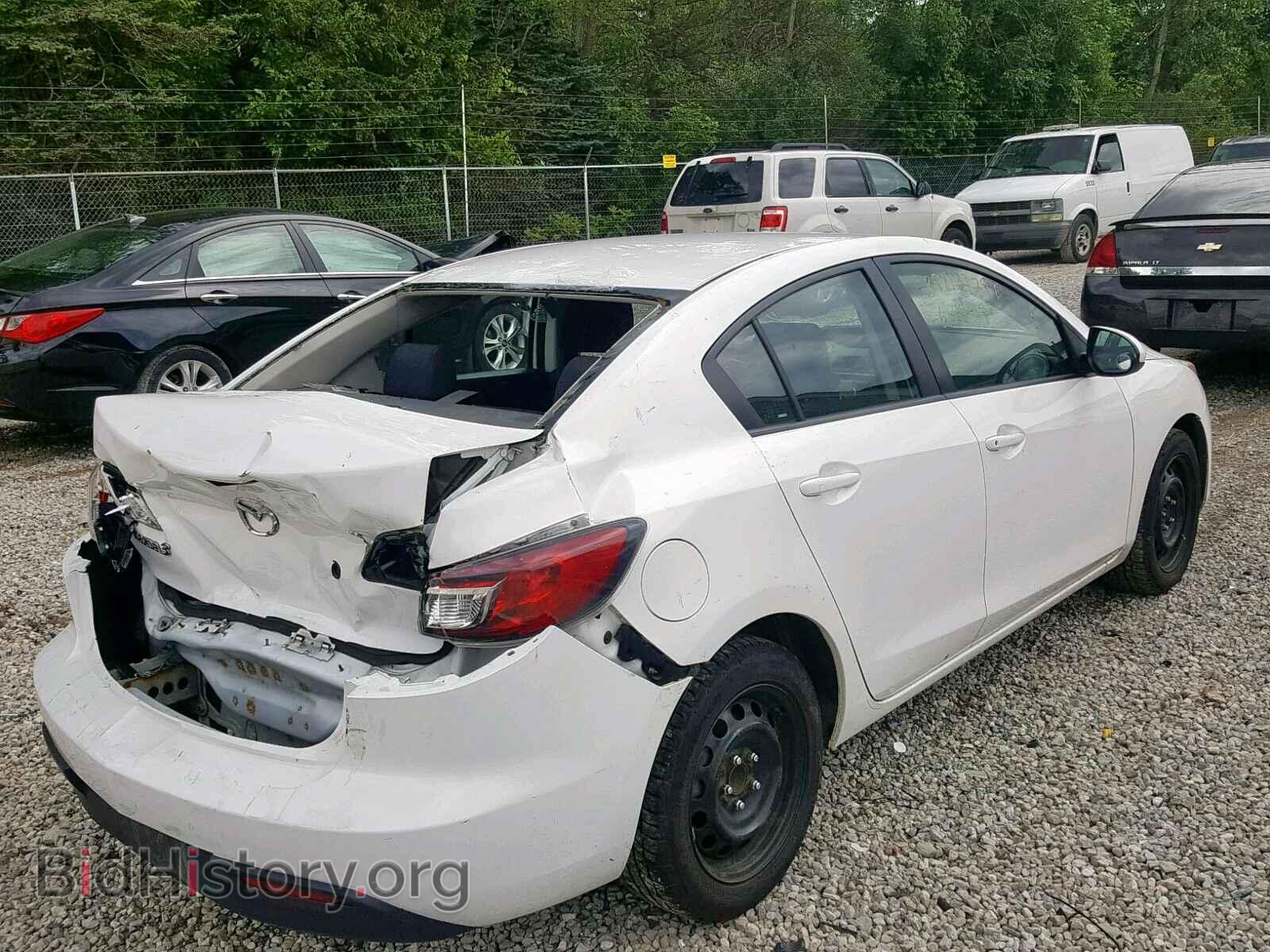 2011 MAZDA 3 - VIN: JM1BL1UG4B1466766 - Фото 4