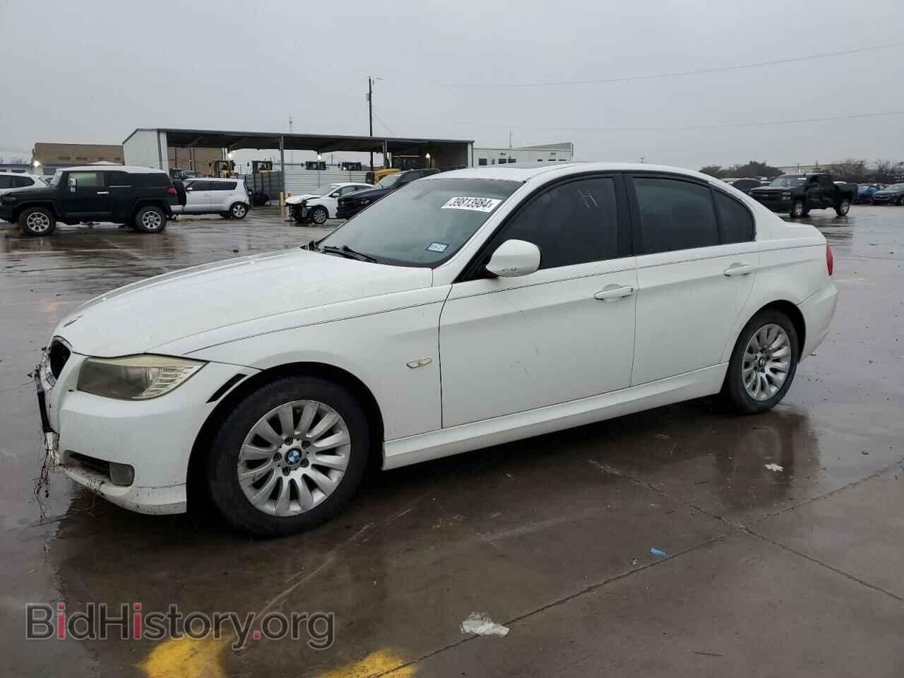 Photo WBAPH77599NM30236 - BMW 3 SERIES 2009