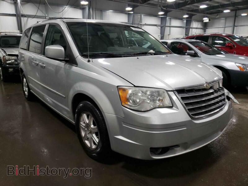 2008 Chrysler MINIVAN Town & COU (VIN 2A8HR54P08R840433) — фото 1 из 10, Copart, повреждение: передняя часть