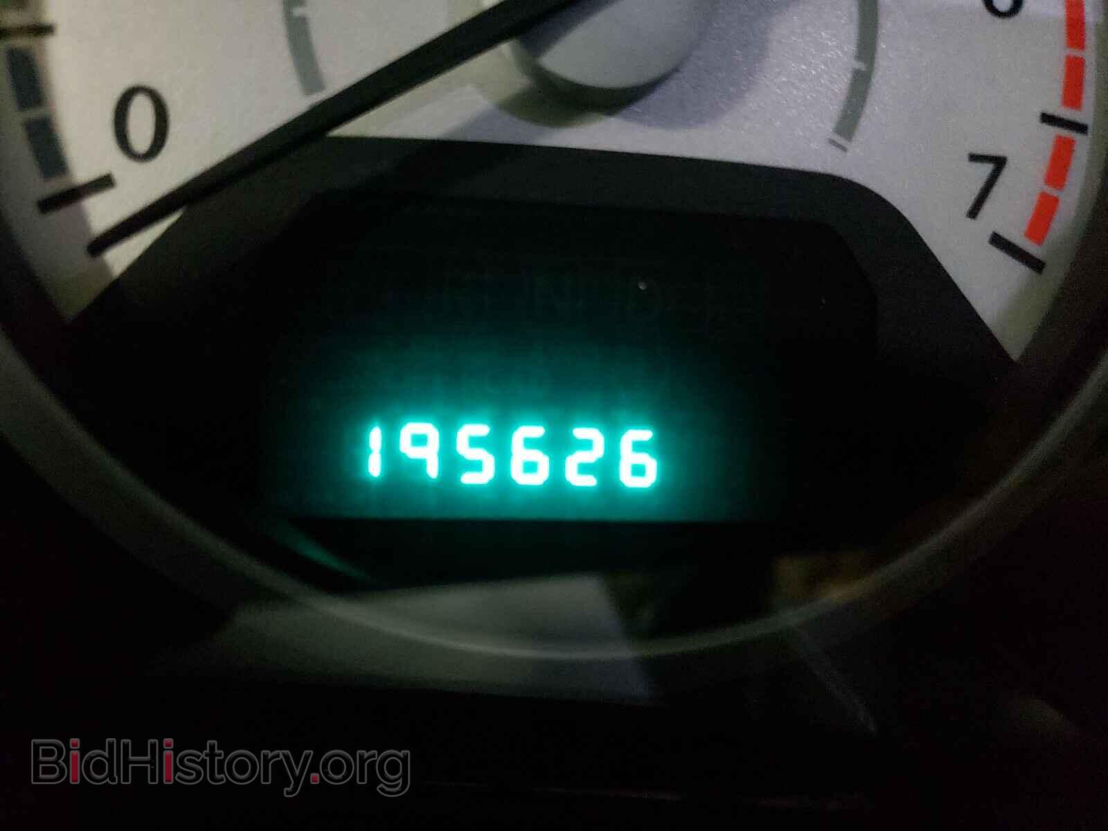 2008 CHRYSLER MINIVAN - VIN: 2A8HR54P08R840433 - Фото 8