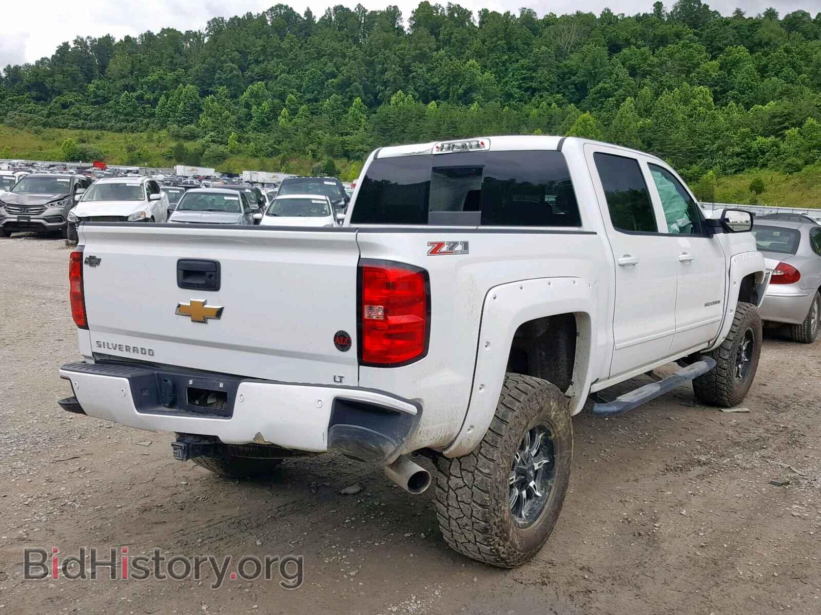 2017 CHEVROLET SILVERADO - VIN: 3GCUKREC6HG327819 - Фото 4