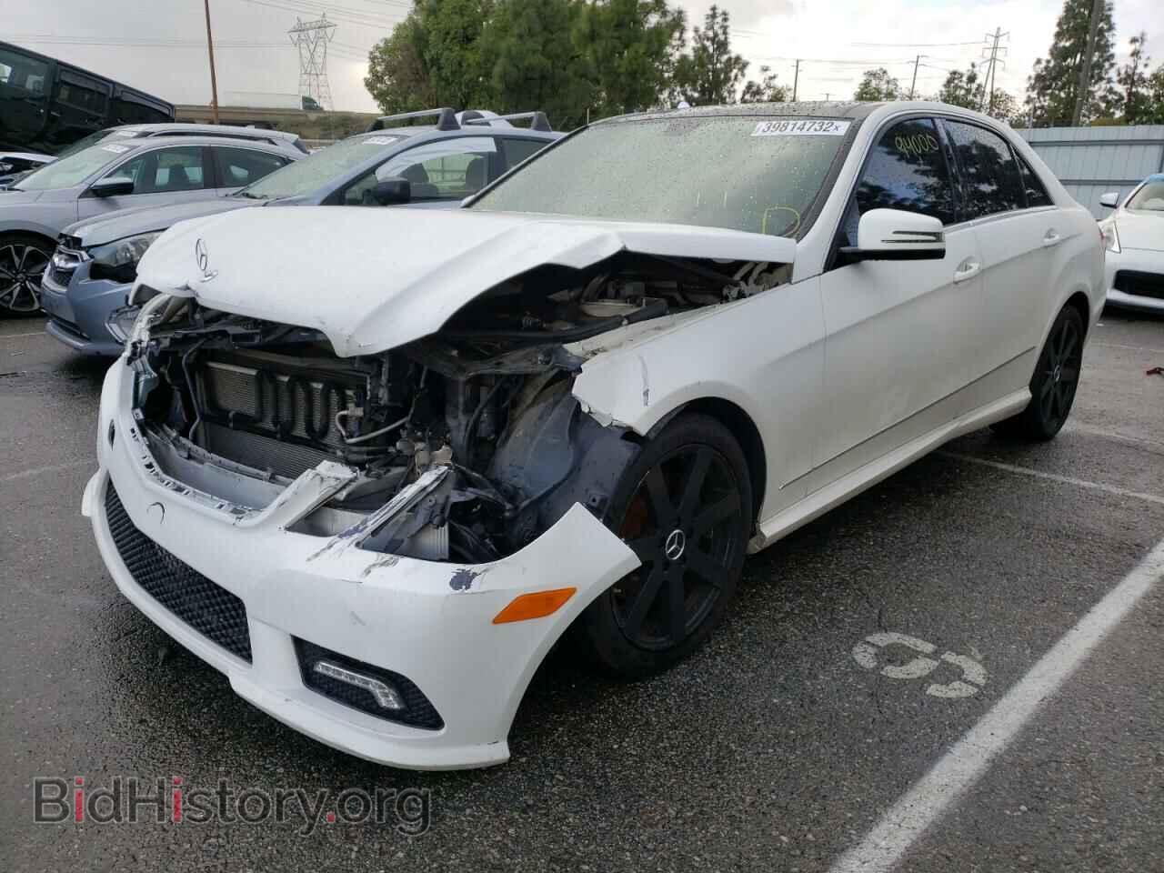 2011 MERCEDES-BENZ E-CLASS - VIN: WDDHF5GB4BA404590 - Фото 2