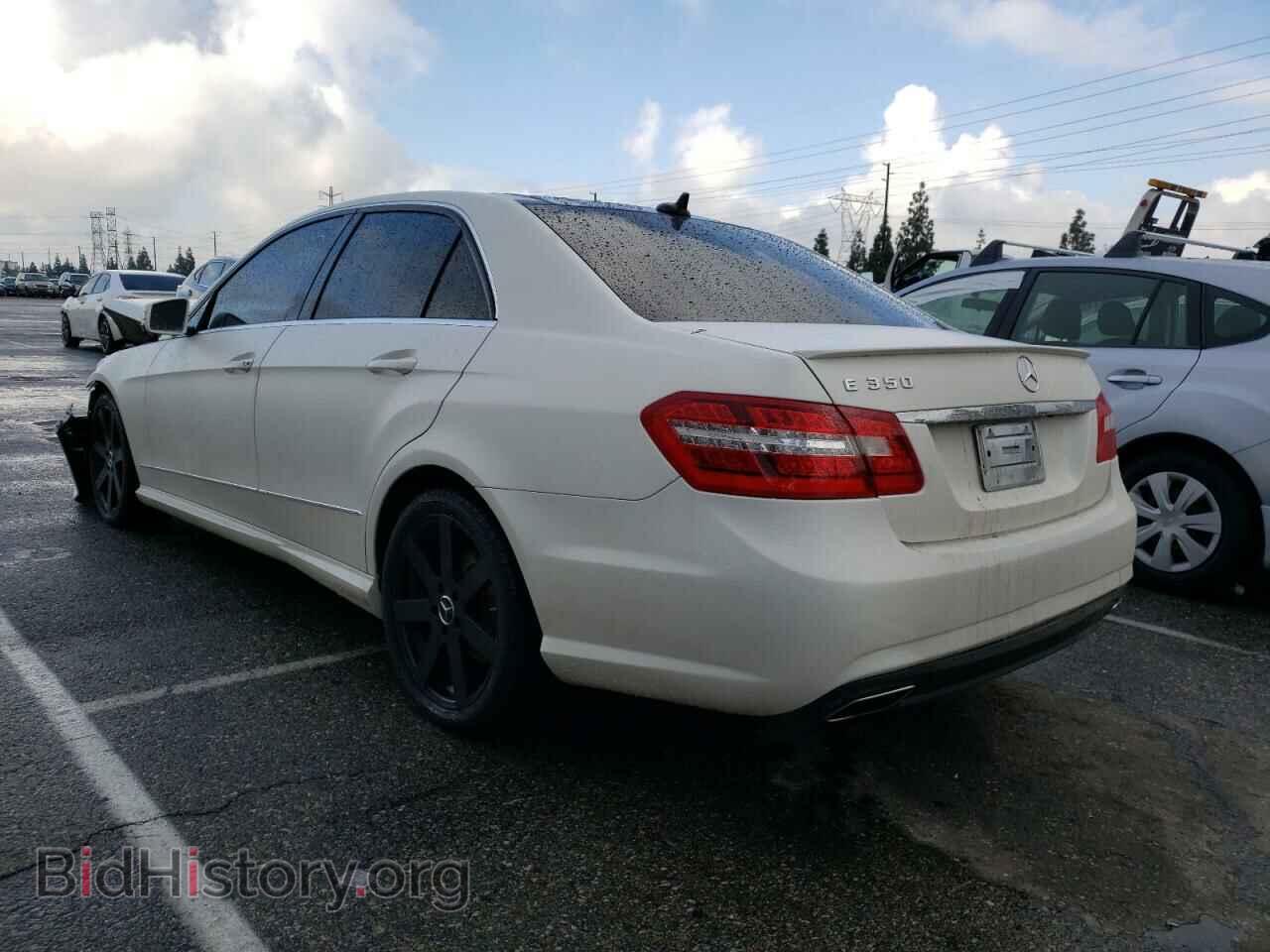 2011 MERCEDES-BENZ E-CLASS - VIN: WDDHF5GB4BA404590 - Фото 3