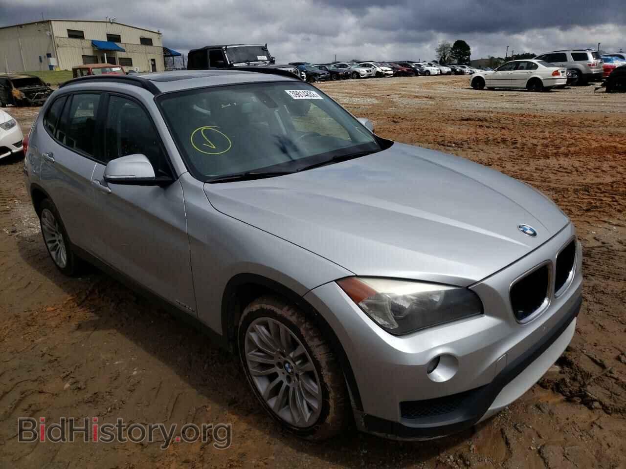 Фотография WBAVM1C51DVW46290 - BMW X1 2013