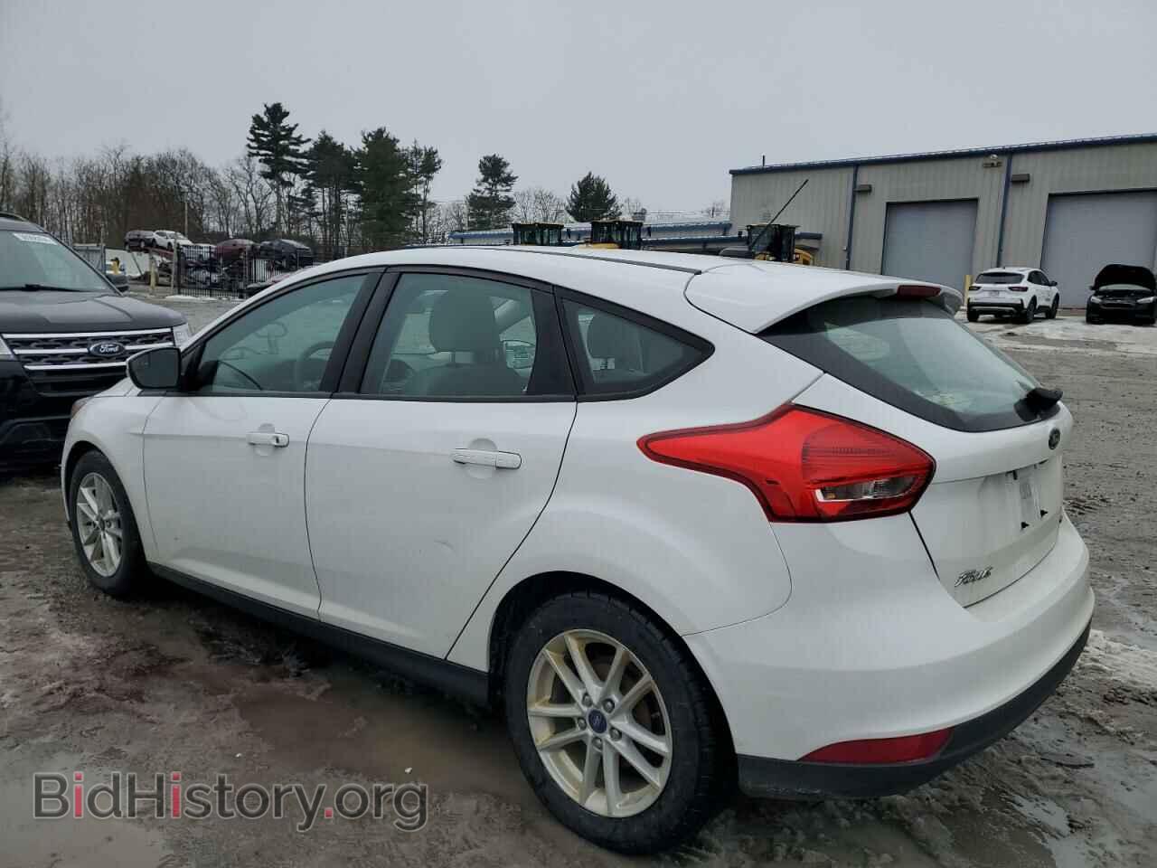 2017 FORD FOCUS - VIN: 1FADP3K23HL268389 - Фото 2