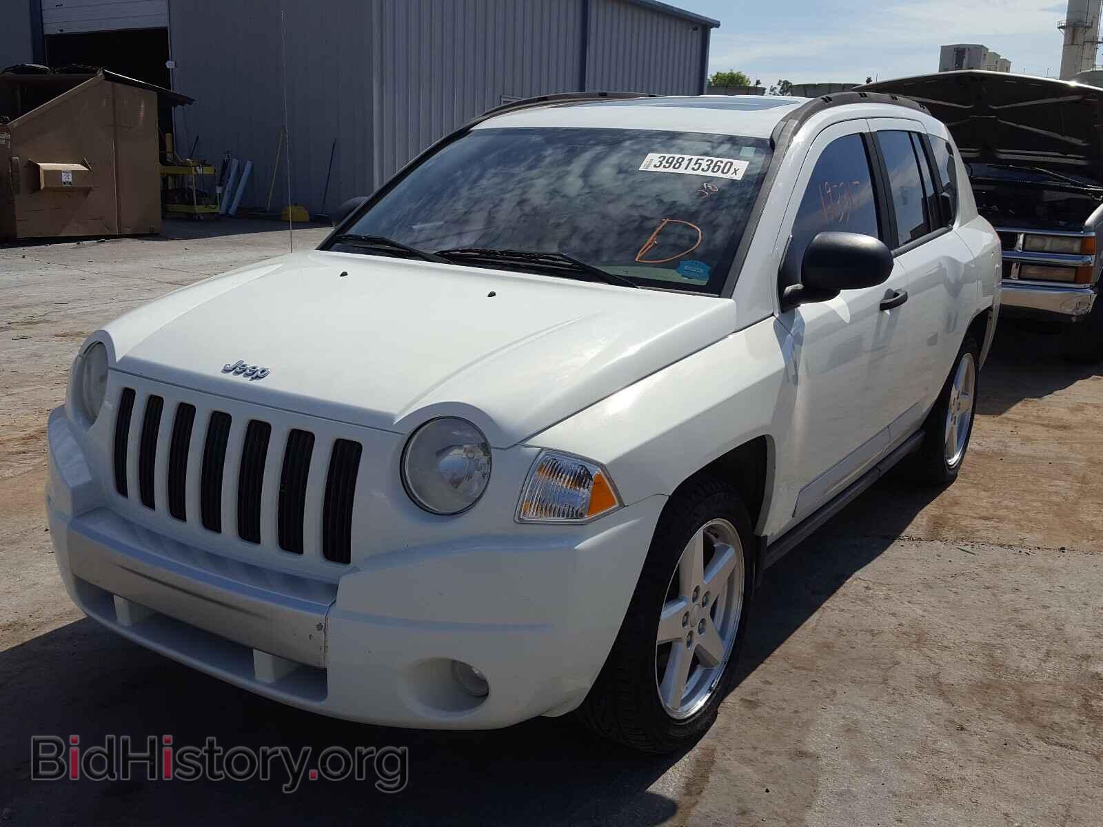 2008 JEEP COMPASS - VIN: 1J8FF57W58D703753 - Фото 2