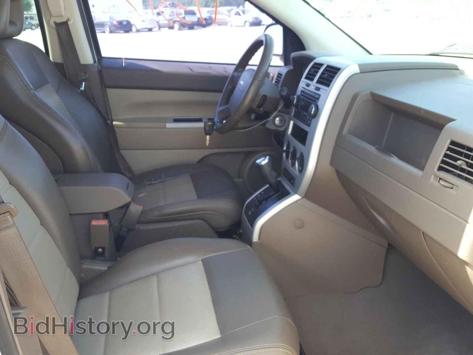 2008 JEEP COMPASS - VIN: 1J8FF57W58D703753 - Фото 5