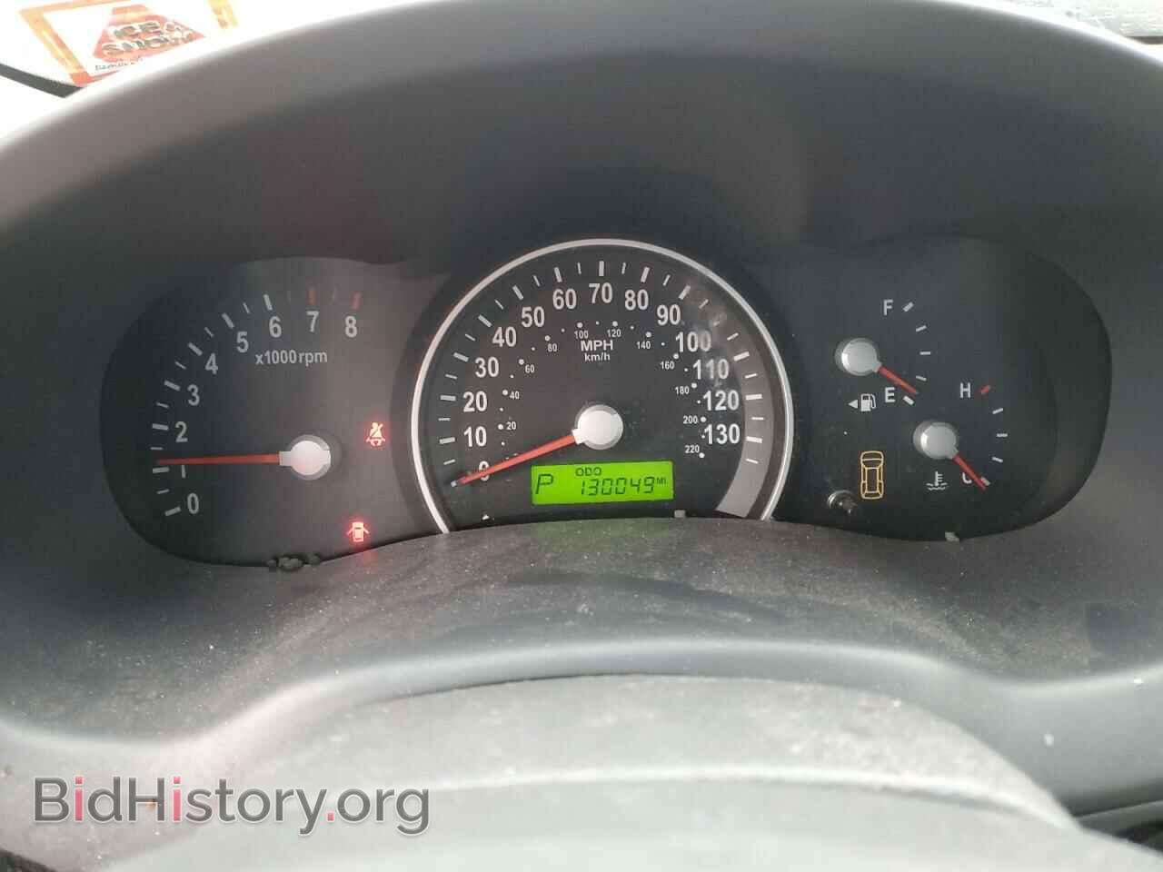 2007 KIA All Models - VIN: KNDMB233176165561 - Photo 9