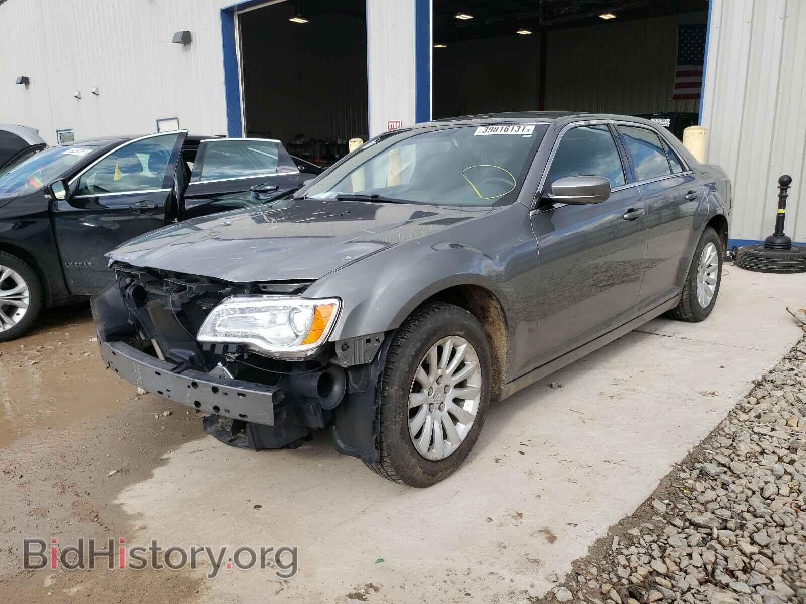 2012 CHRYSLER 300 - VIN: 2C3CCAAG1CH113773 - Фото 2