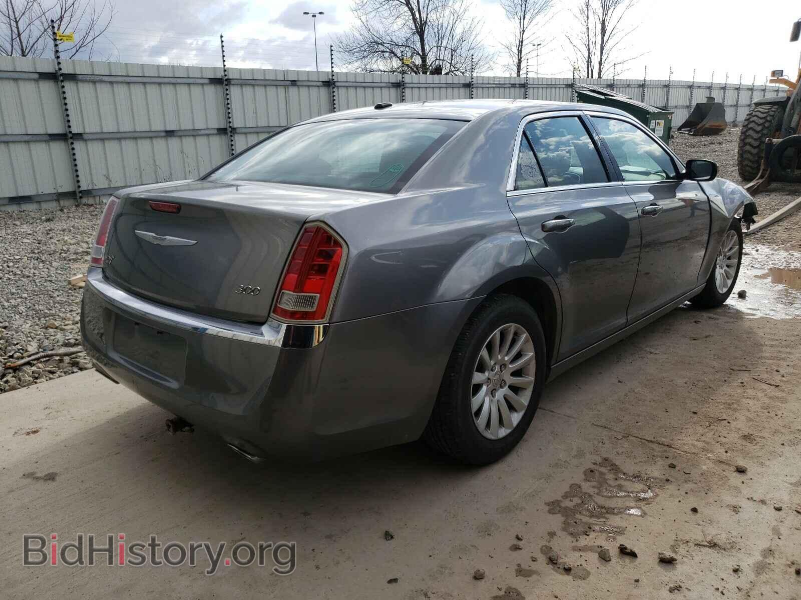 2012 CHRYSLER 300 - VIN: 2C3CCAAG1CH113773 - Фото 4