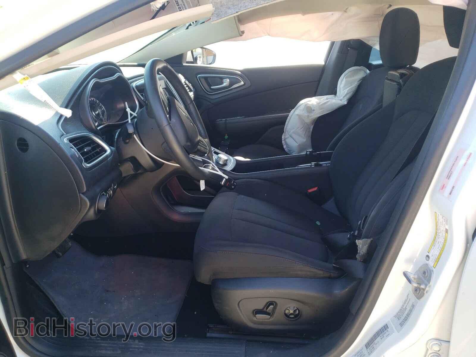 2016 CHRYSLER 200 - VIN: 1C3CCCAB1GN142672 - Photo 5