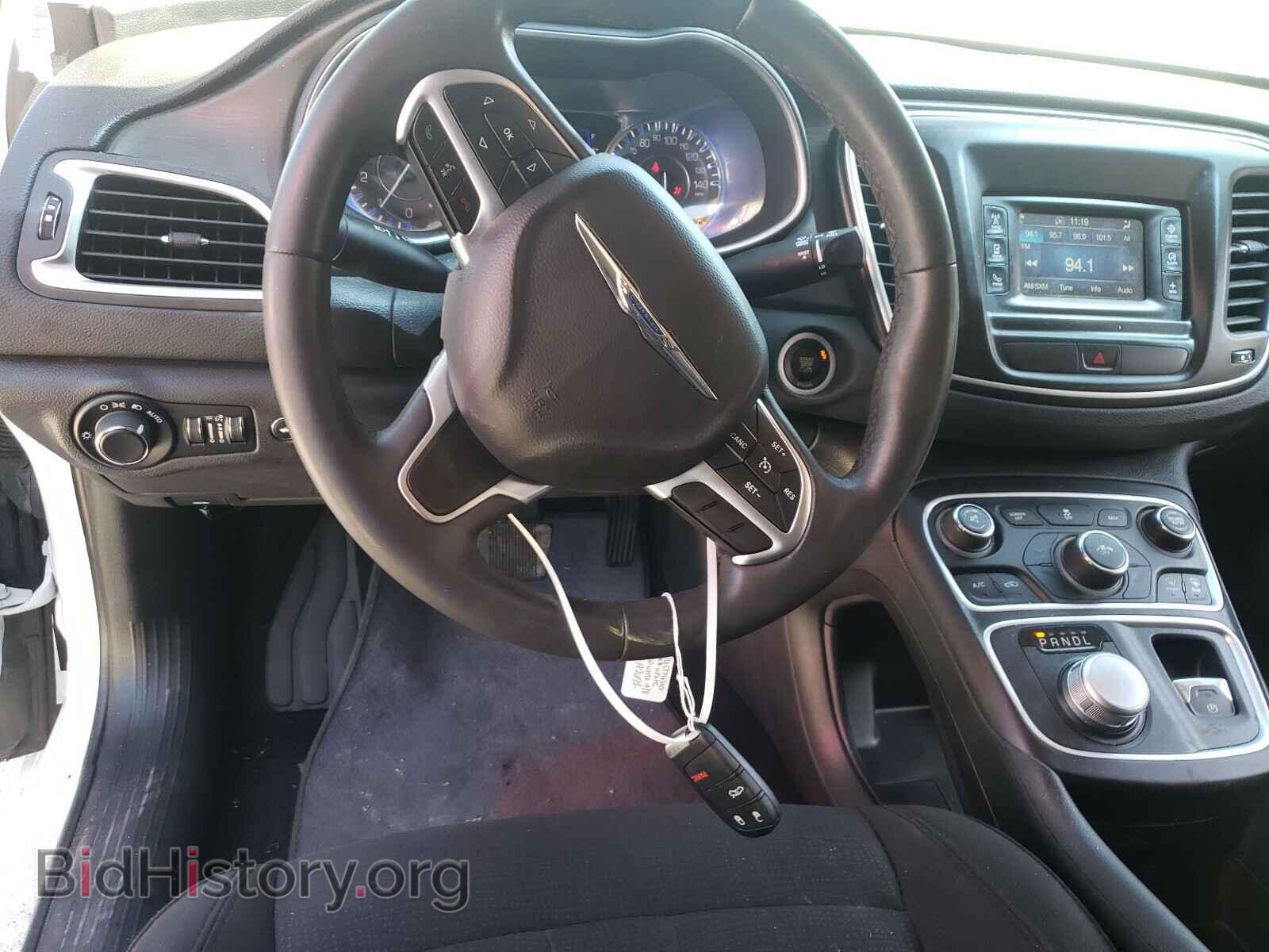 2016 CHRYSLER 200 - VIN: 1C3CCCAB1GN142672 - Photo 9