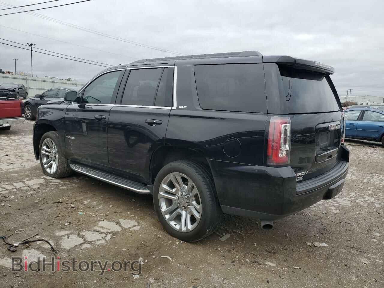 2017 GMC YUKON - VIN: 1GKS2BKC2HR360842 - Photo 2