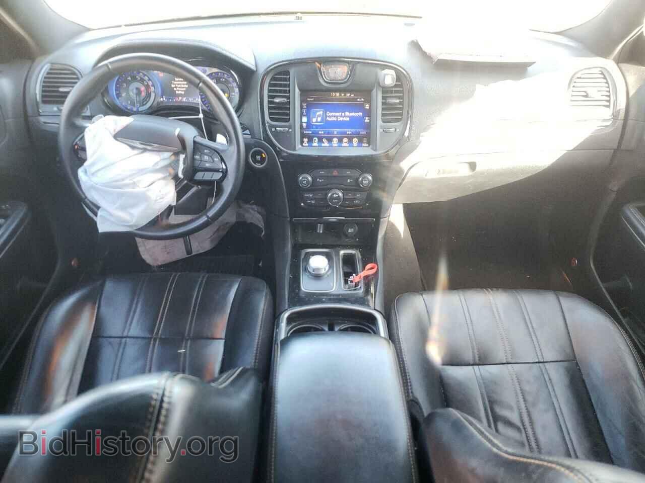 2016 CHRYSLER 300 - VIN: 2C3CCAGG9GH296479 - Фото 8