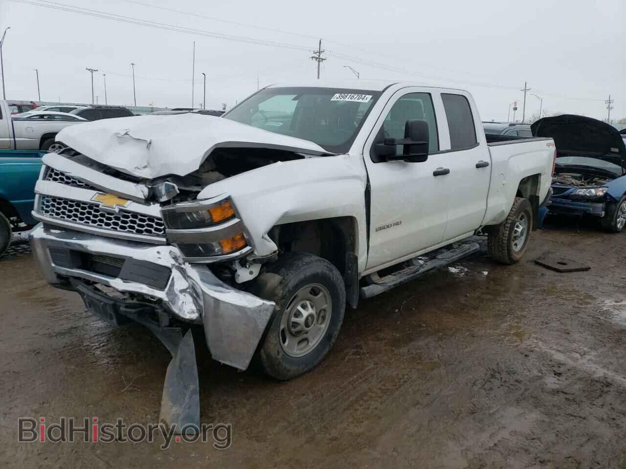 Photo 2GC2KREG0K1210084 - CHEVROLET ALL Models 2019