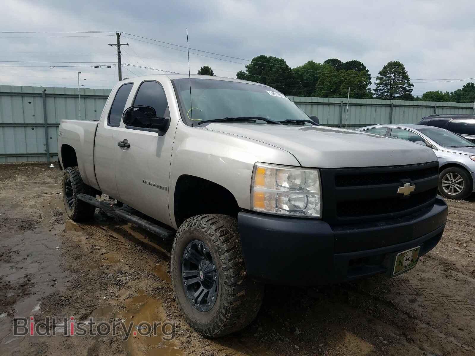 Фотография 1GCEK19027Z588059 - CHEVROLET SILVERADO 2007