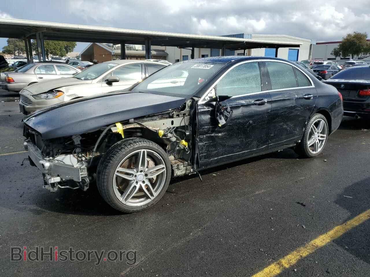 Photo WDDZF4JB8JA467939 - MERCEDES-BENZ E-CLASS 2018
