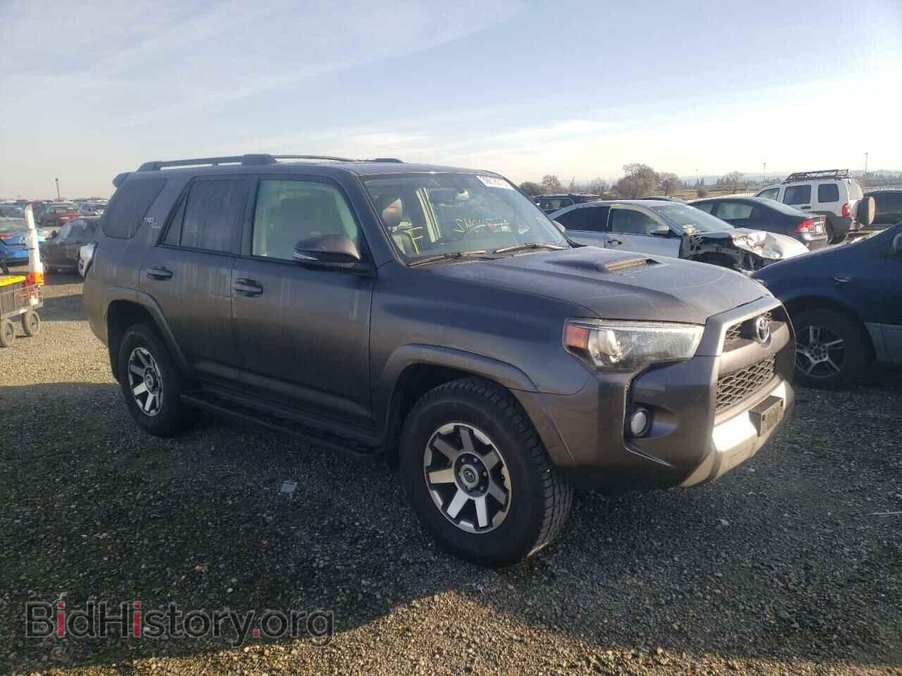 2019 TOYOTA 4RUNNER - VIN: JTEBU5JR2K5632295 - Фото 4