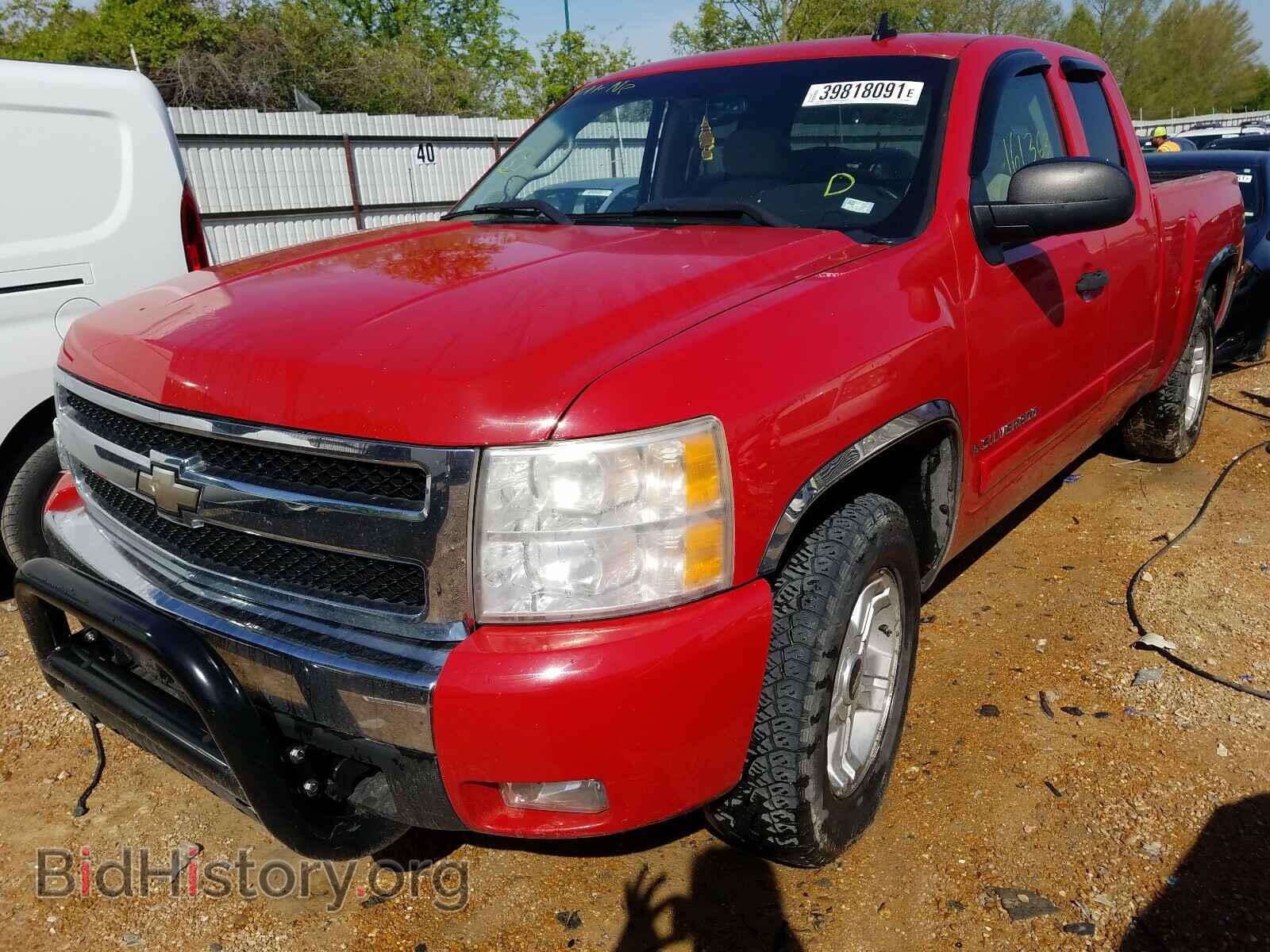 2007 CHEVROLET SILVERADO - VIN: 2GCEK19J071680045 - Фото 2