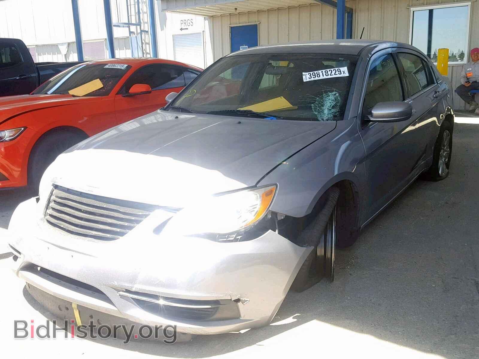 2014 CHRYSLER 200 - VIN: 1C3CCBAB0EN230782 - Фото 2
