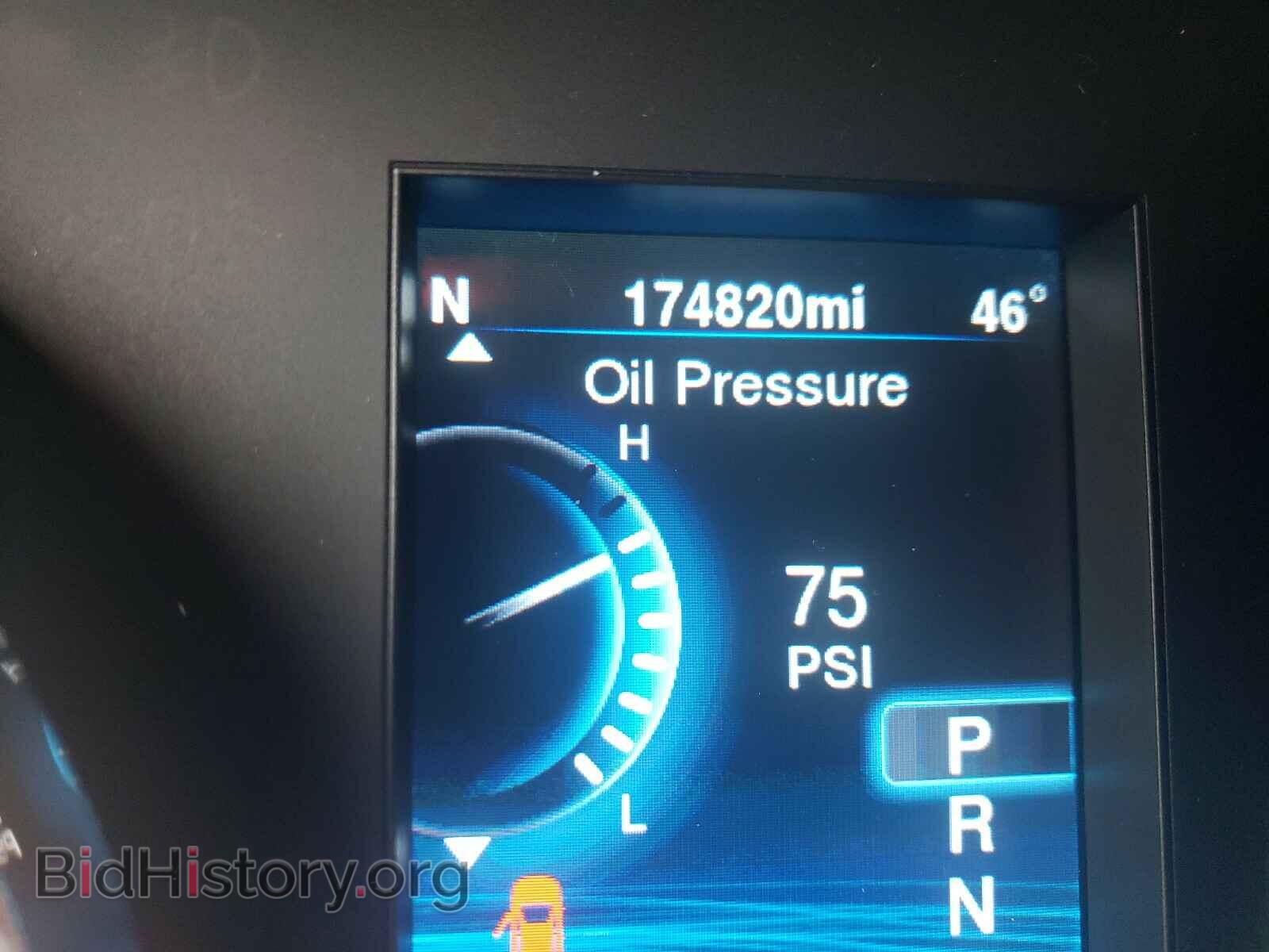 2014 CHRYSLER 300 - VIN: 2C3CCAAG1EH119575 - Фото 8