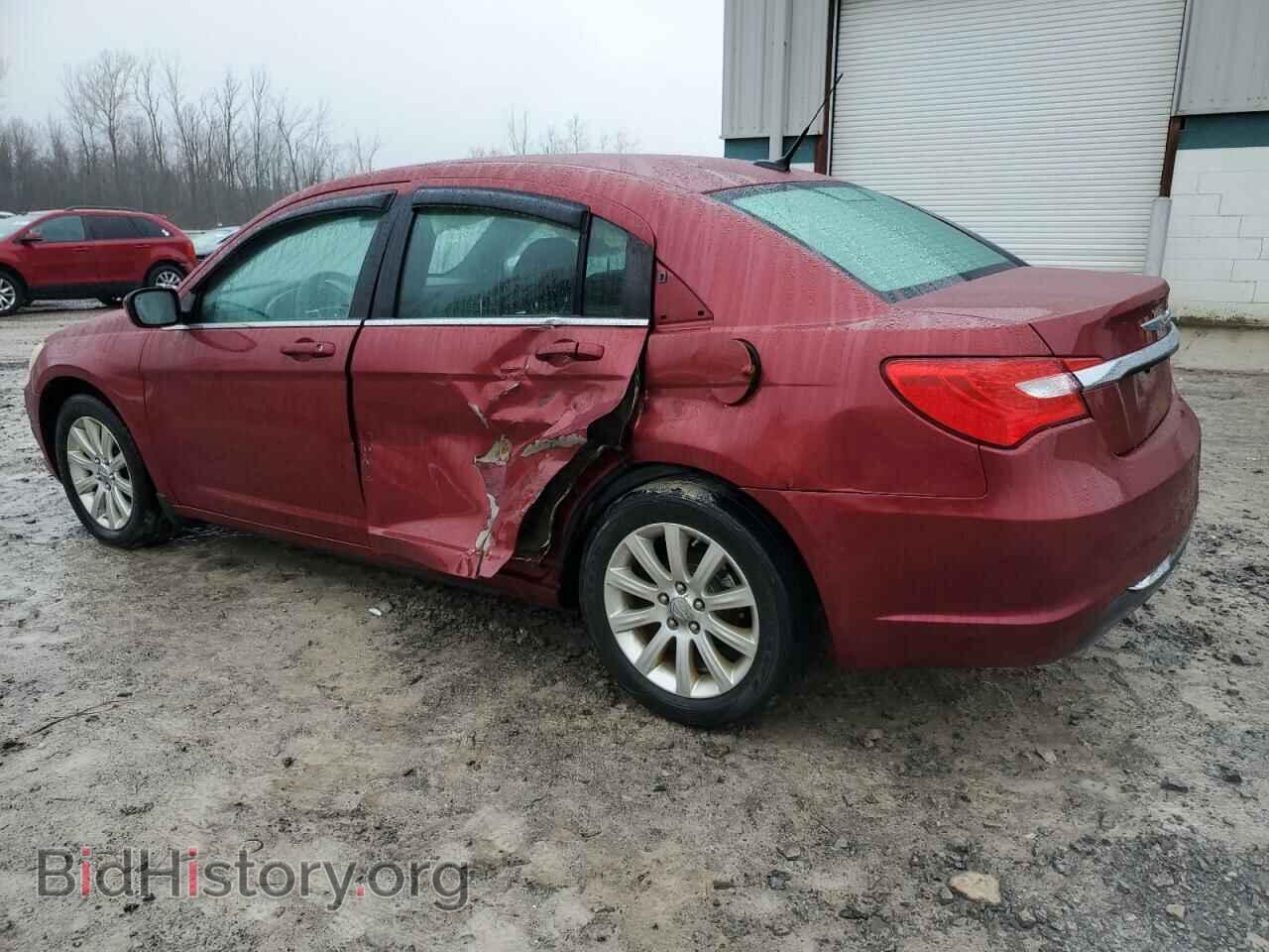 2011 CHRYSLER 200 - VIN: 1C3BC1FG1BN513052 - Фото 2