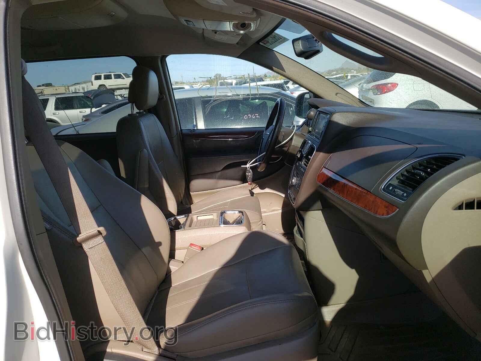 2012 CHRYSLER MINIVAN - VIN: 2C4RC1BGXCR266733 - Photo 5